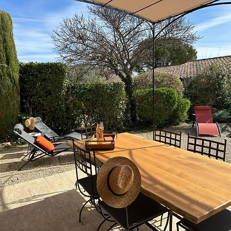 Villa Lou Karo - Piscine Partagee - Parking Prive Gordes Exterior foto